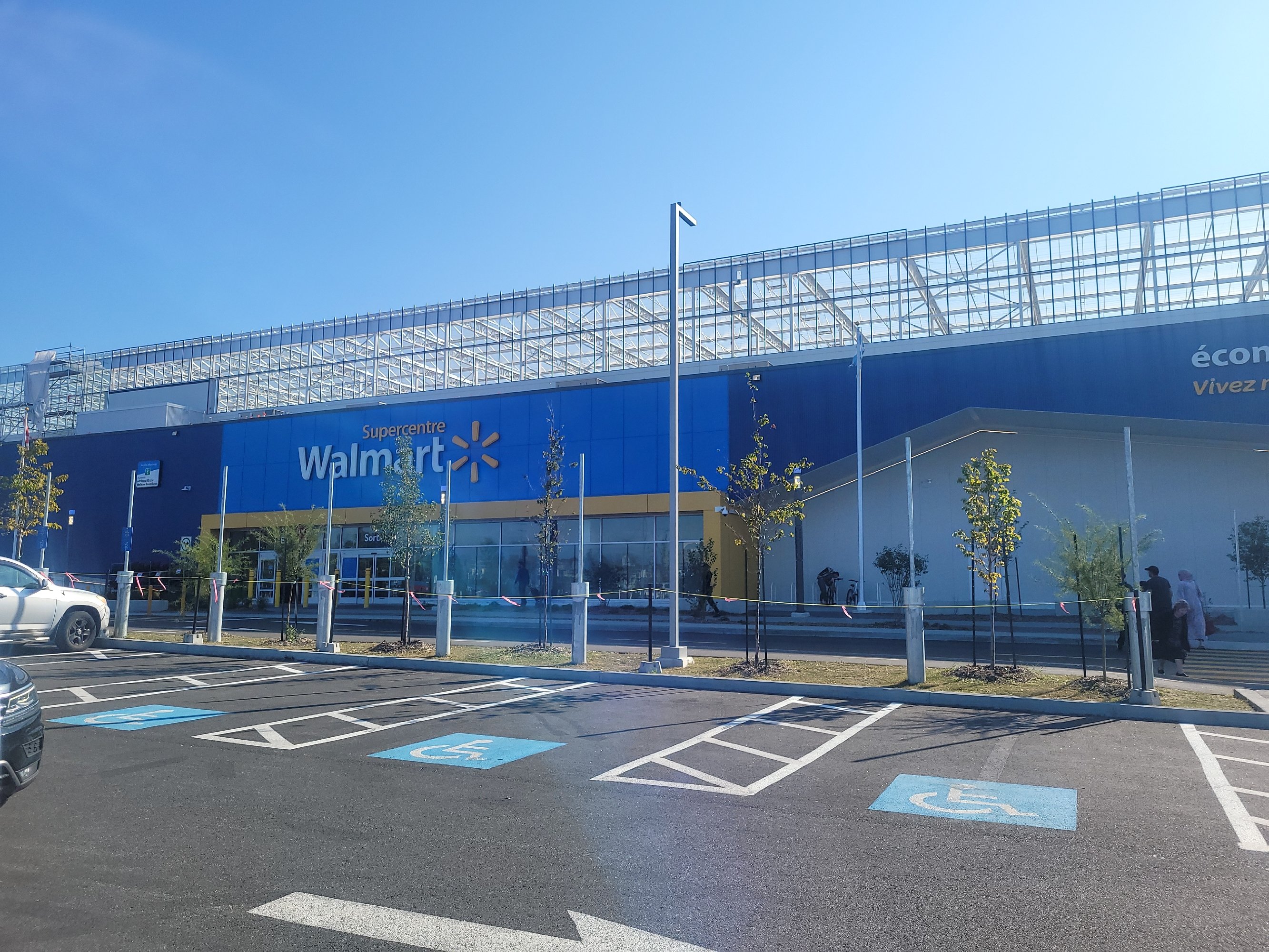 Virtual Store Tour Walmart Supercentre Montreal   Supercentre Walmart 3180 6569171 Q01 001 SOr4T 